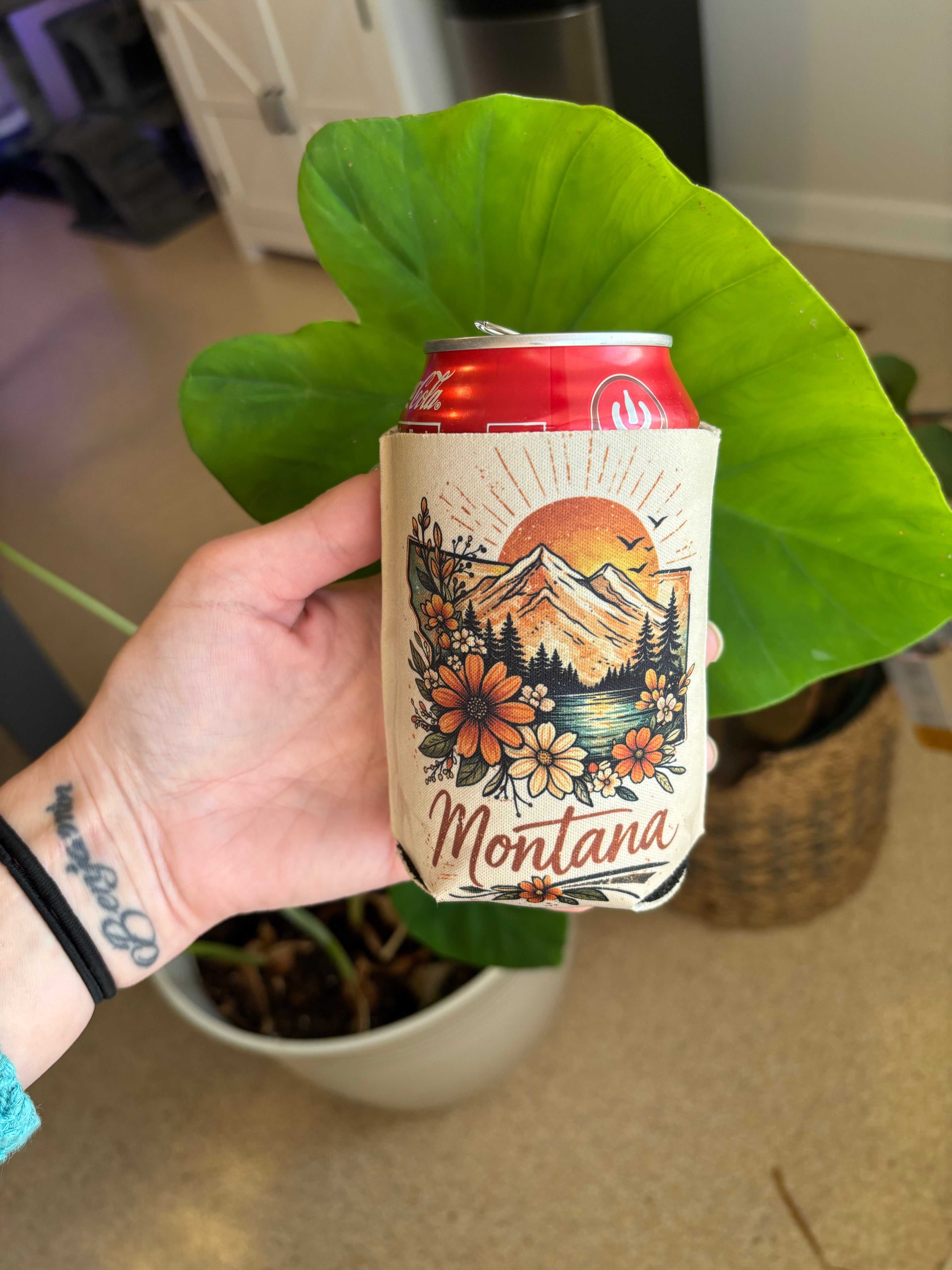 Montana Wildflower Mountain Can Koozie – Handmade Boho Montana Drink Sleeve | Insulated Neoprene Beer & Soda Holder | Montana Gift