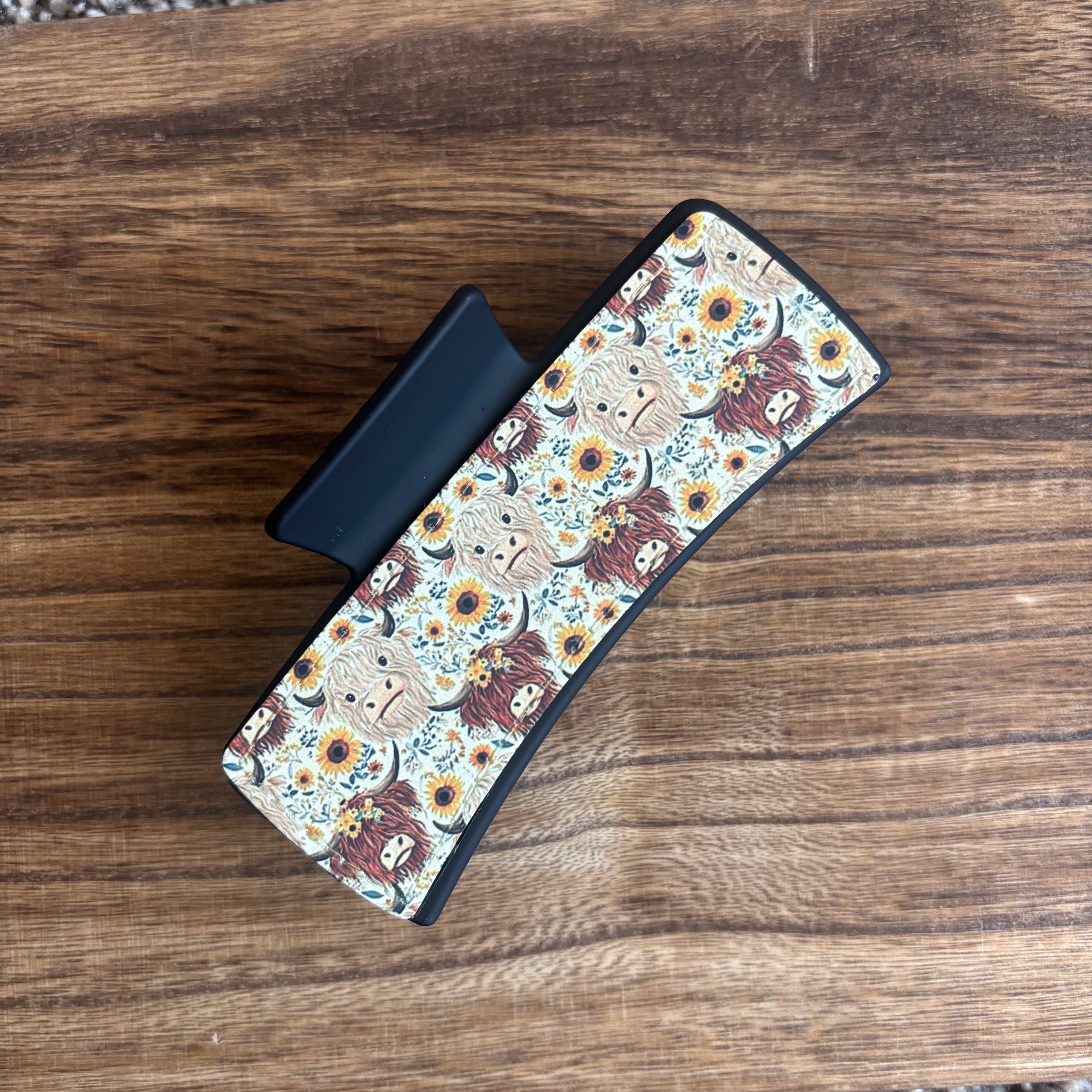 Highland Cow Sunflower Claw Clip – Handmade Floral Hair Accessory